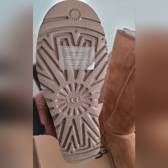 UGG Classic Tall II Animal Print Shearling - Picture 2 of 5